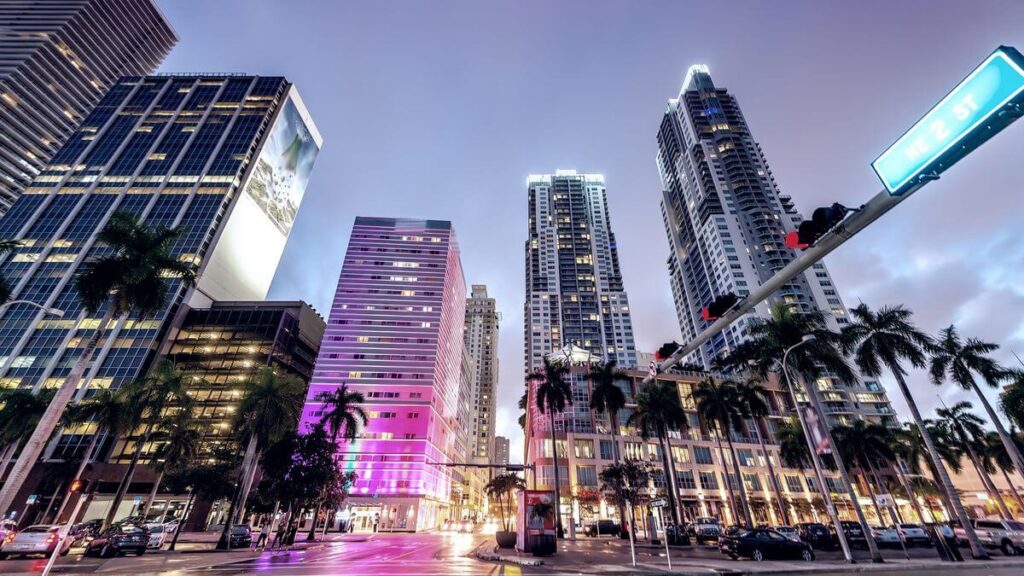 Miami, una ciudad para visitar, vivir e invertir.