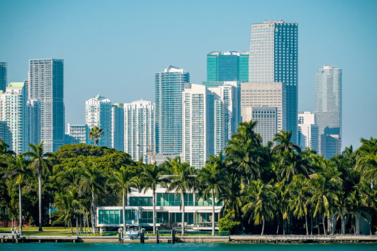 ¿Buscas oportunidades de inversión? Descubre por qué Miami es la elección perfecta a largo plazo.