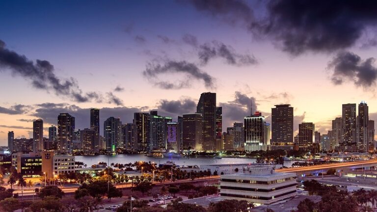 ¡Invierte en Miami: Oportunidades en Crecimiento!
