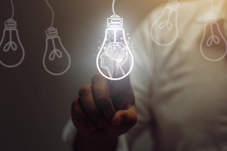 Piensa Diferente, Gana Diferente: Liderando con Visión en el Mercado Inmobiliario.