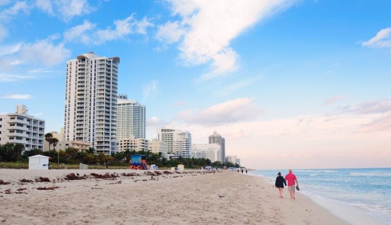 Más que vacaciones, este Verano Florida te ofrece el lujo, la diversión y la inversión perfecta.